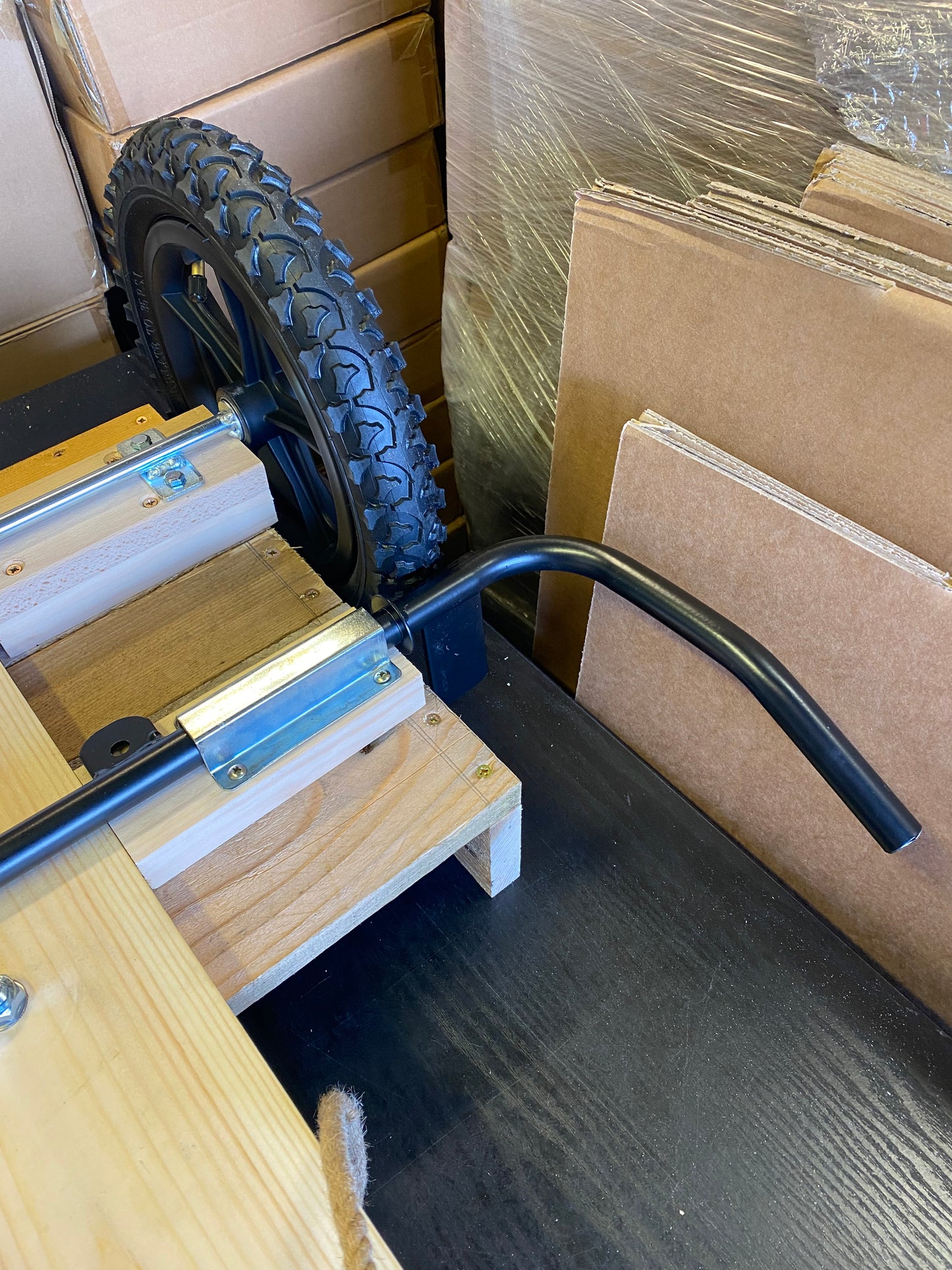 12" Green Wheels & Axles + Dual Hand Brake